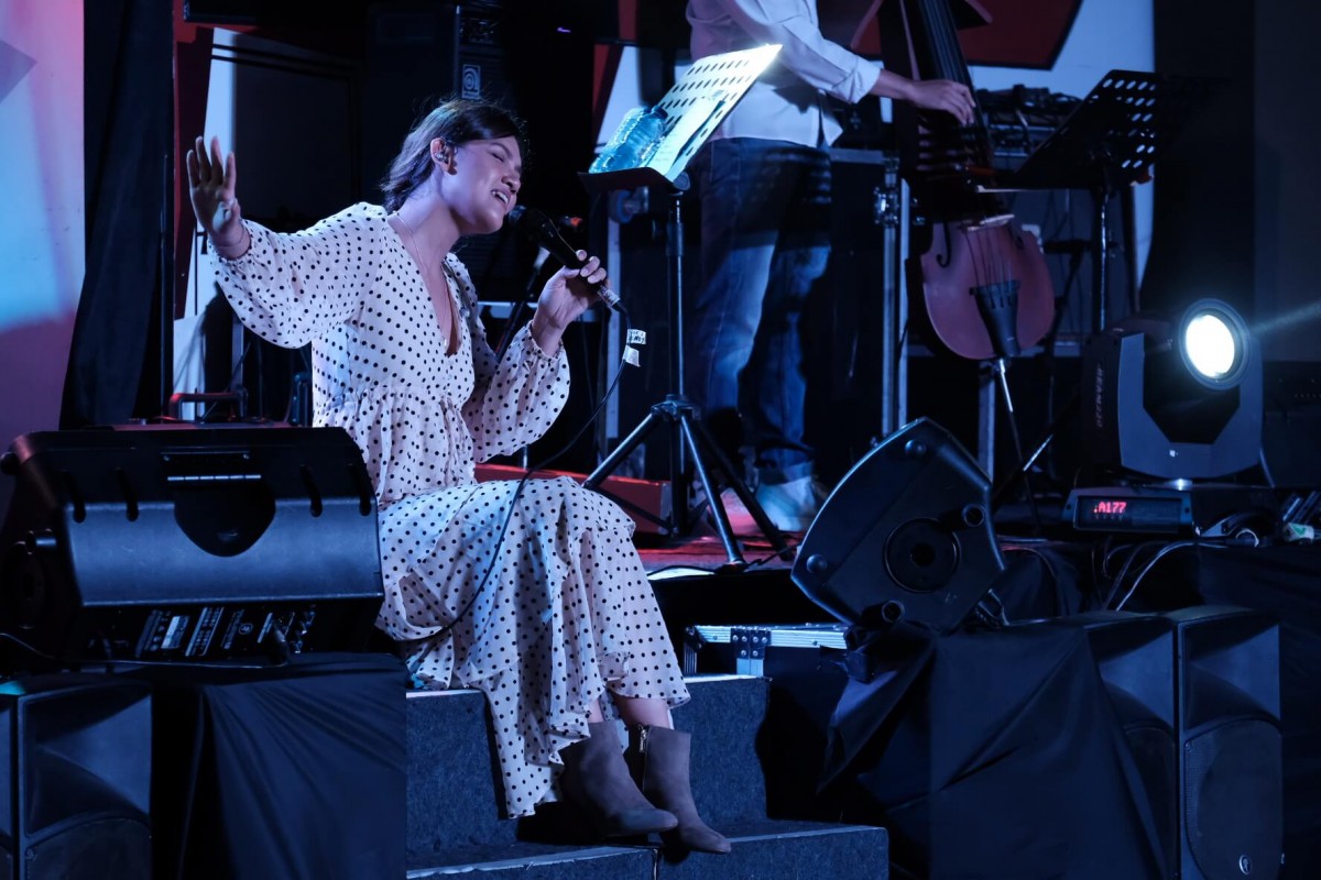 Rindu yang Dituntaskan Monita Tahalea di Stage Bus Jazz Tour 2019 – Lampung
